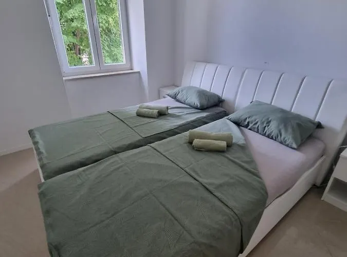 Bass Apartment