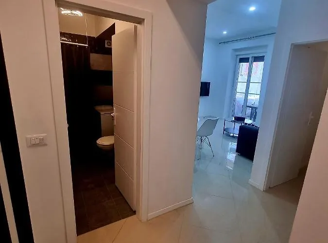 Bass Apartment
